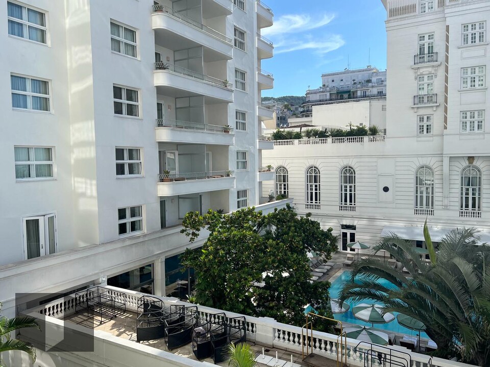 Apartamento, 3 quartos, 300 m² - Foto 1