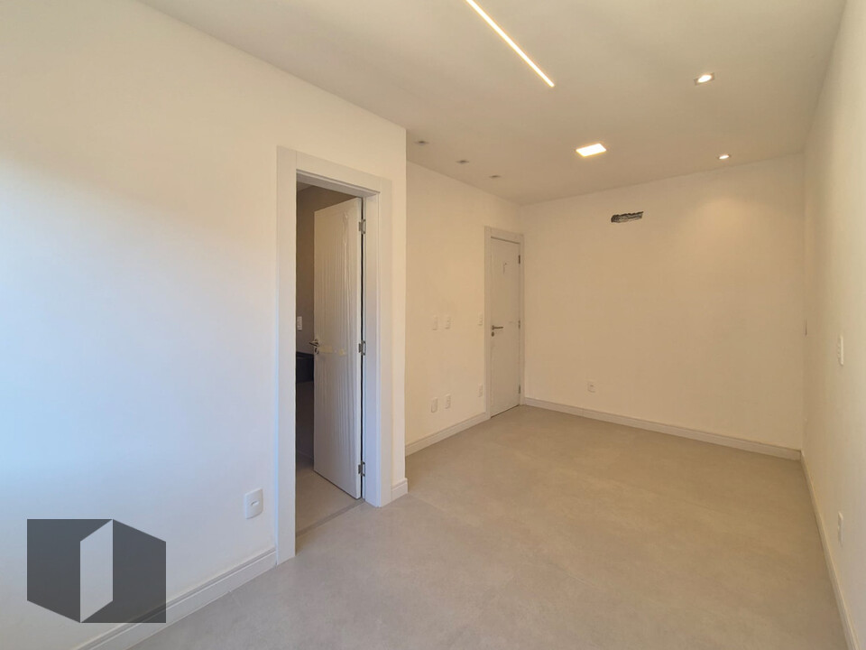 Casa, 4 quartos, 250 m² - Foto 21