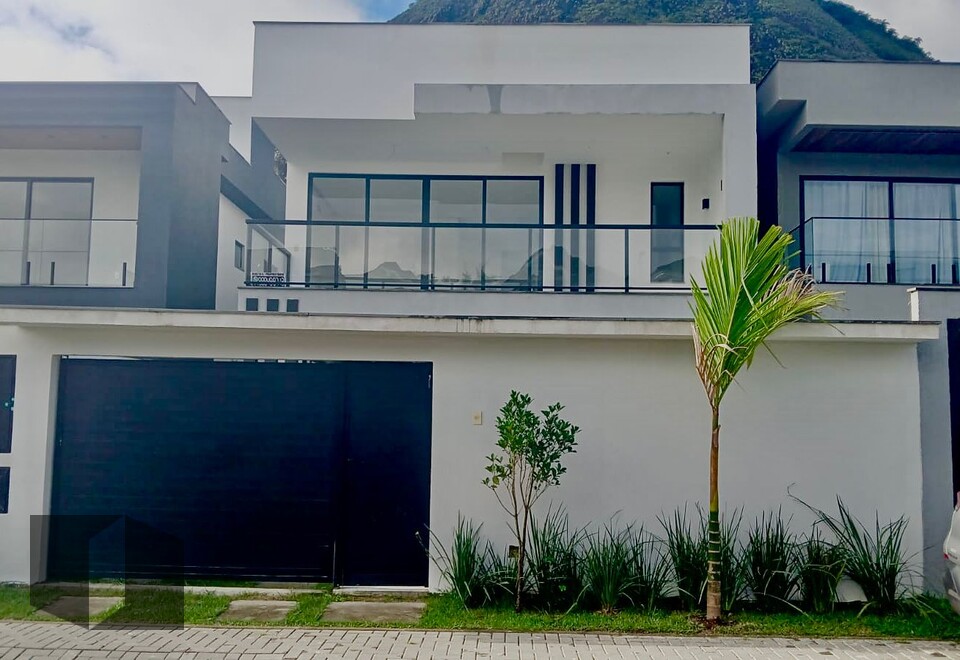 Casa, 4 quartos, 214 m² - Foto 1