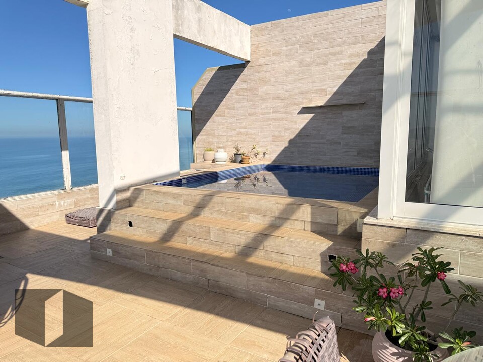 Cobertura, 3 quartos, 250 m² - Foto 2