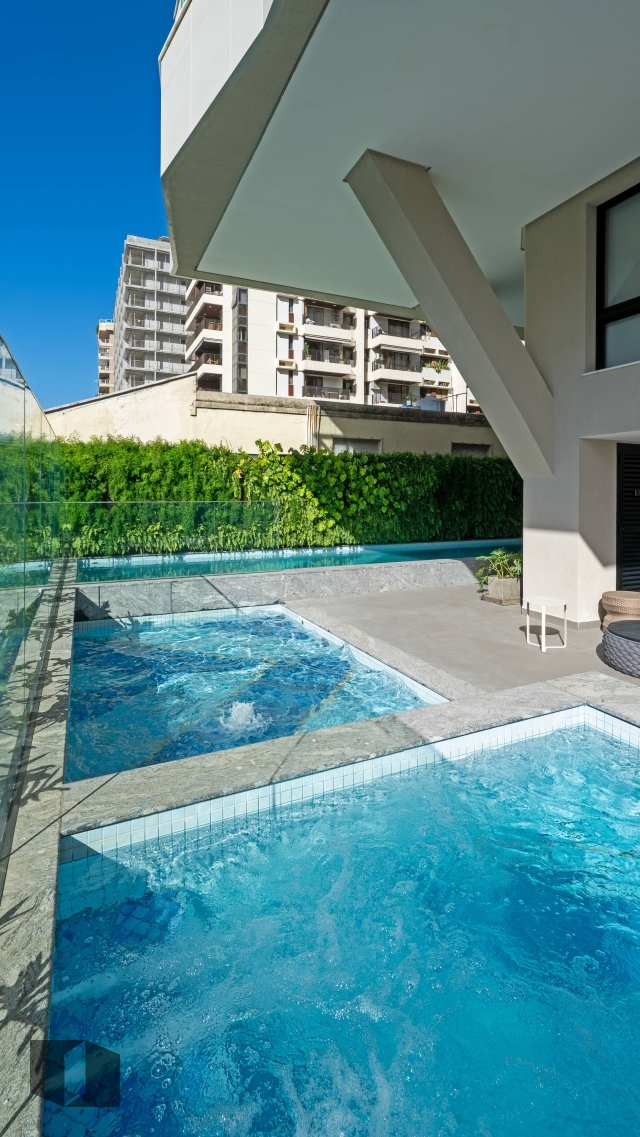 32311f10-e558-146c-a469-497a54ca5c83